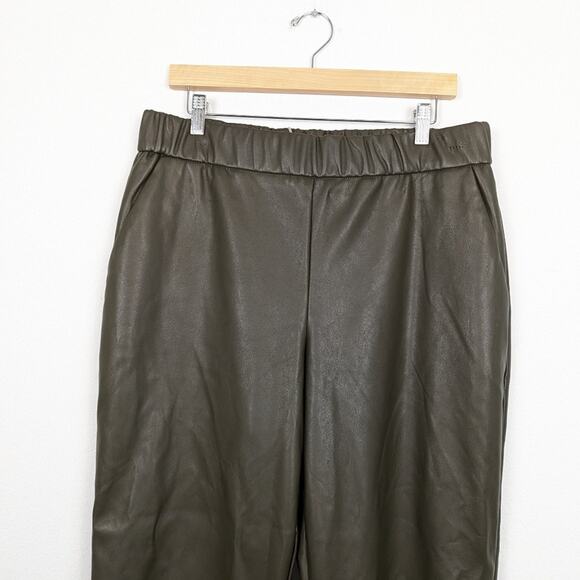 NWT A New Day Women's High-Rise Faux Leather Tapered Ankle Pull-On Pants Size L - Picture 4 of 8